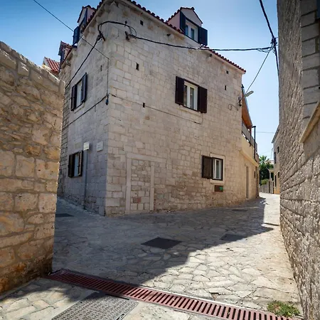 Kuca Za Odmor Duje Apartamento Supetar